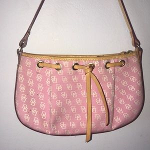 Dooney & Bourke purse